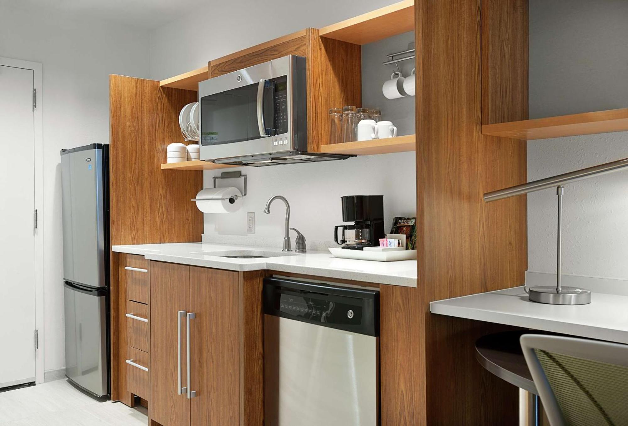 Home2 Suites By Hilton Greenville Airport Экстерьер фото
