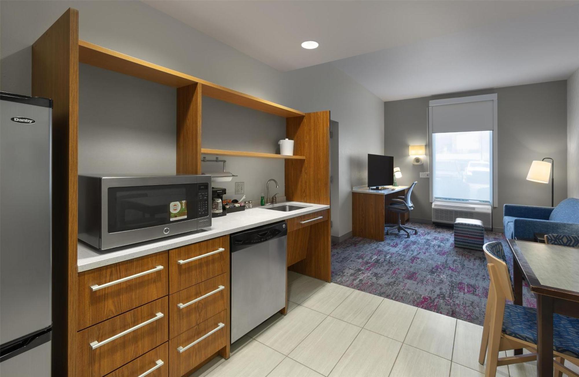 Home2 Suites By Hilton Greenville Airport Экстерьер фото