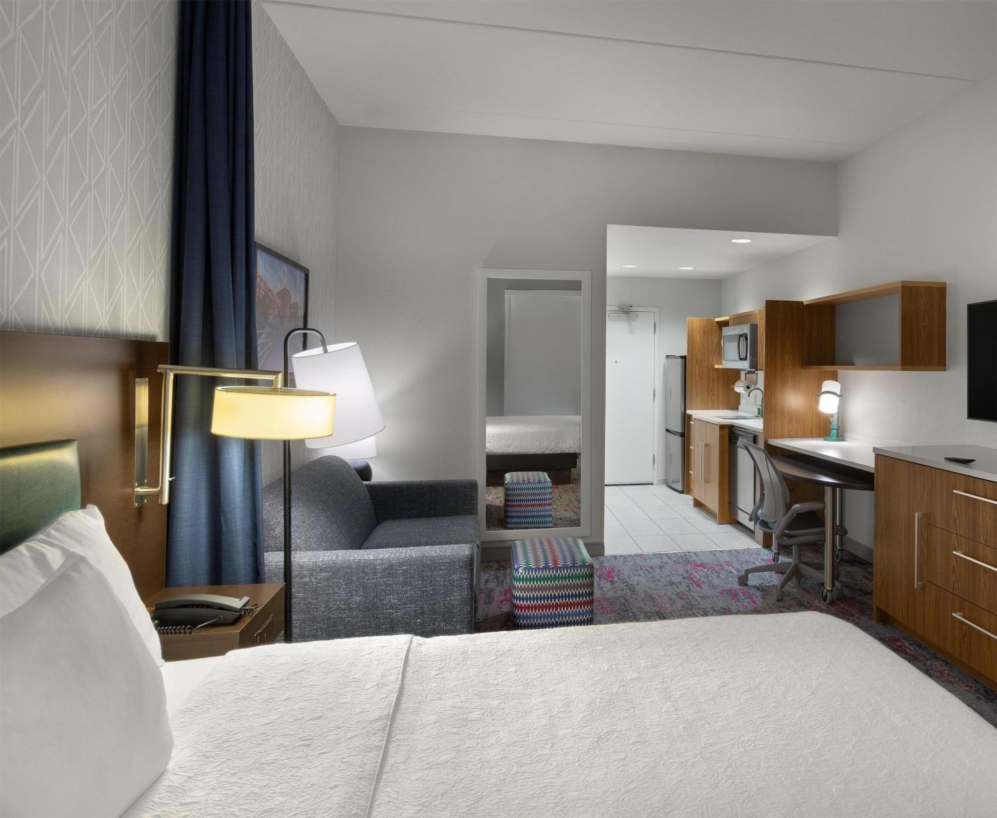 Home2 Suites By Hilton Greenville Airport Экстерьер фото